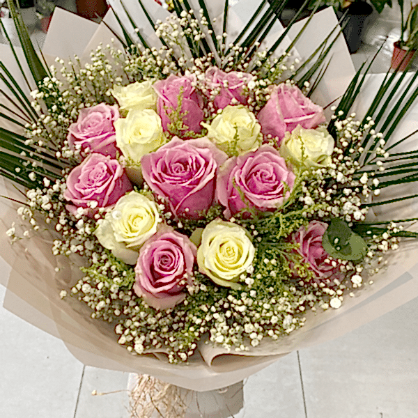  Burdur Çiçekçiler -  15 İTHAL PEMBE & BEYAZ GÜL