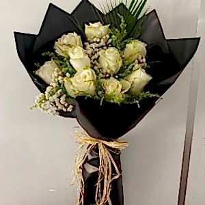  Burdur Çiçekçiler - 9 İTHAL BEYAZ GÜL